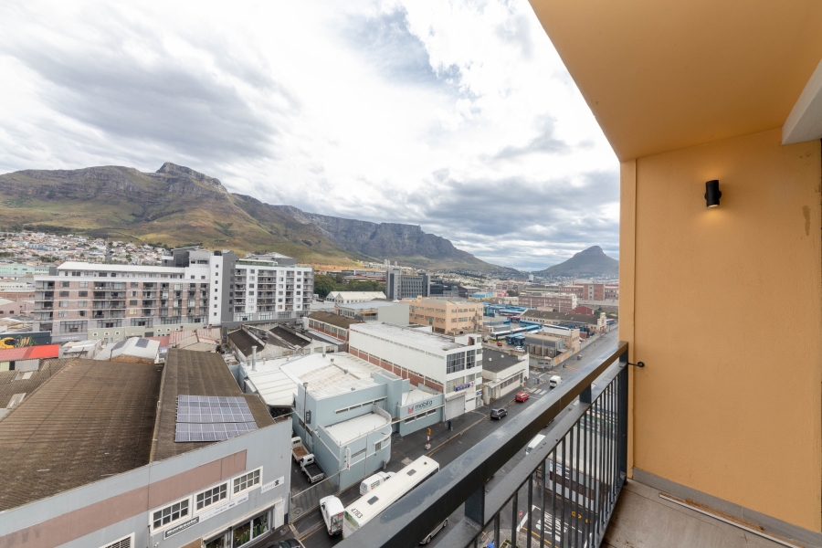 1 Bedroom Property for Sale in Woodstock Western Cape